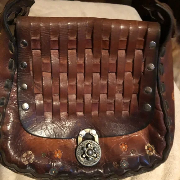 RARE vintage stamped Mexico  basket weave tooled leather shoulder hobo rare gem! - Picture 2 of 16